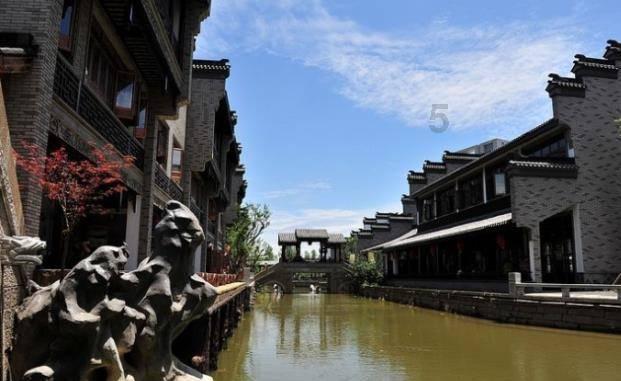 新春走基层丨春节临近 “中国淡水鱼都”百年鱼市销售旺